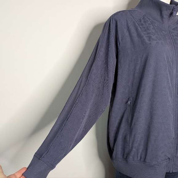 Athleta Blue Leopard Print Zip Up Jacket 1X - Picture 4 of 9